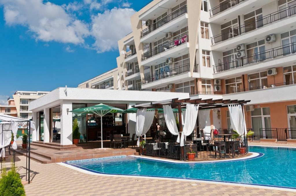 Apartament Grand Kamelia Słoneczny Brzeg